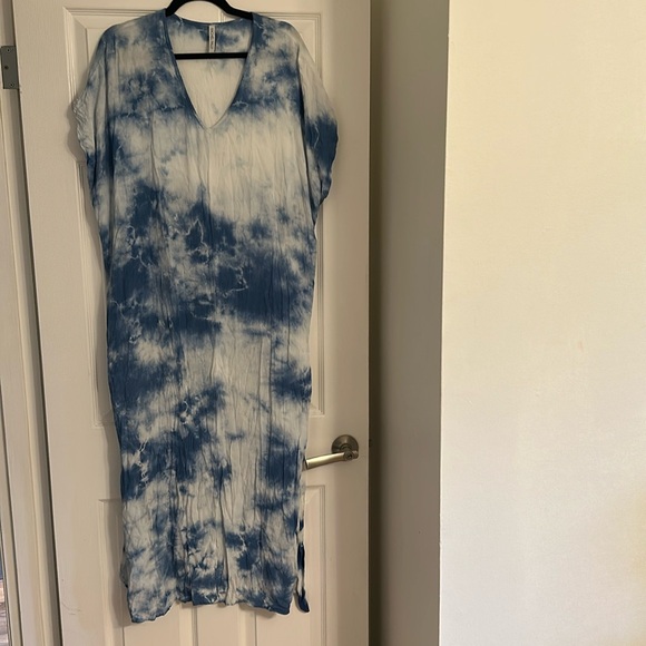 Rachel Pally EUC Sz M tie/dye coverup with sash - Picture 1 of 3